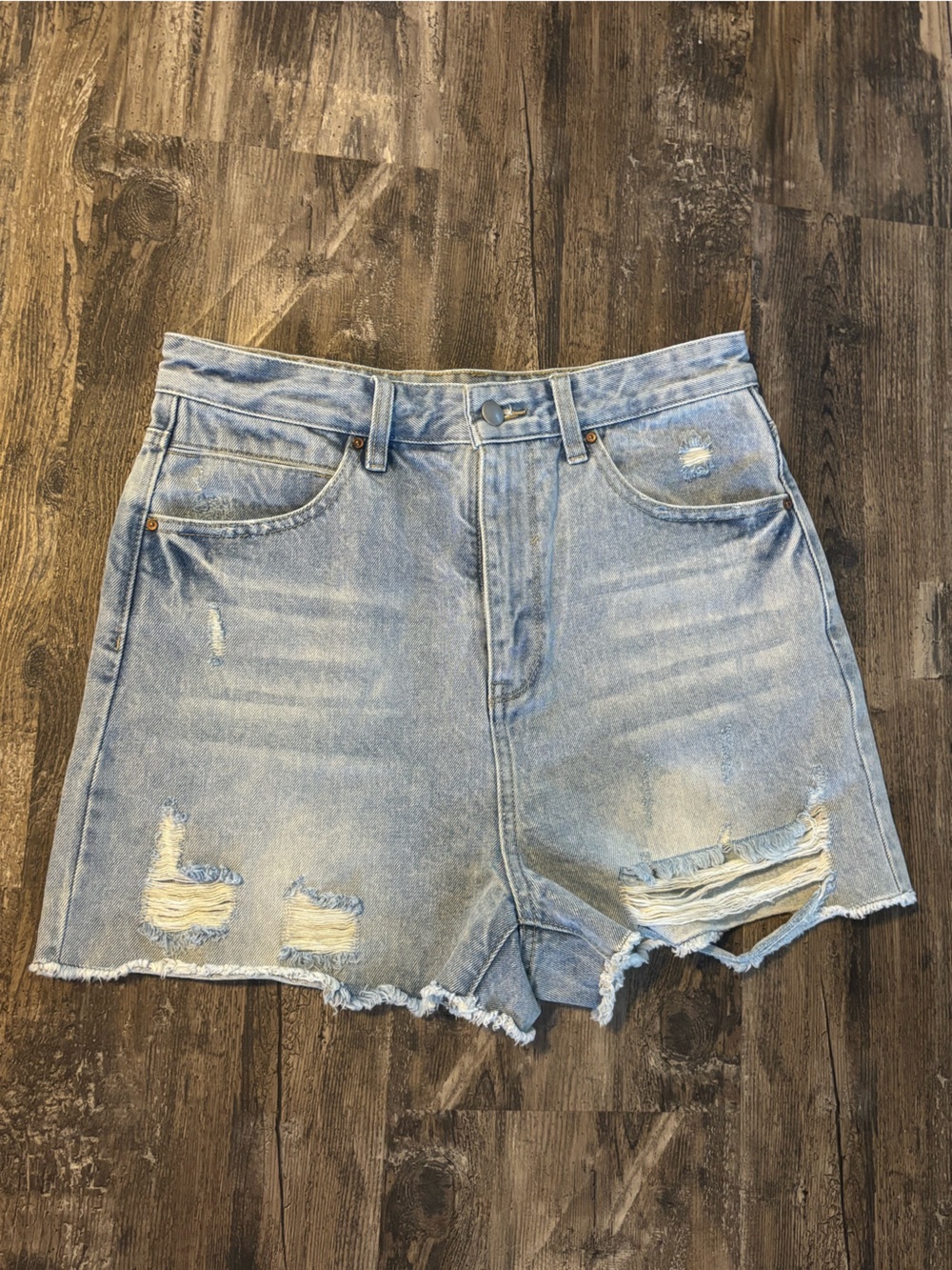 A loves a Casual Light Blue Distressed Denim Shorts